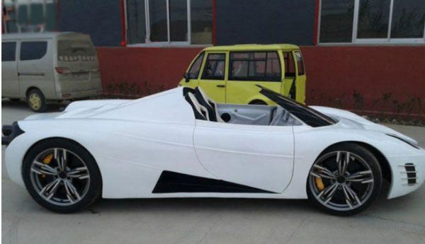 Çinli kopya Pagani Huayra 20 bin TL'ye satılıyor