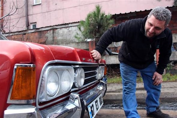 Babasından kalan hurda otomobili bu hale getirdi