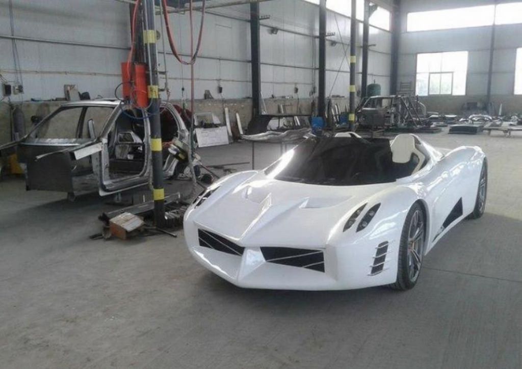 Çinli kopya Pagani Huayra 20 bin TL'ye satılıyor