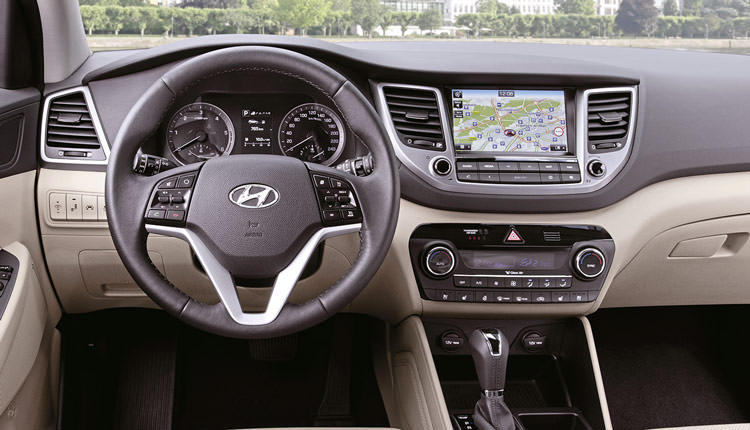 Hyundai Santa Fe – Tucson