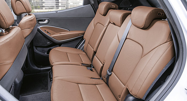 Hyundai Santa Fe – Tucson