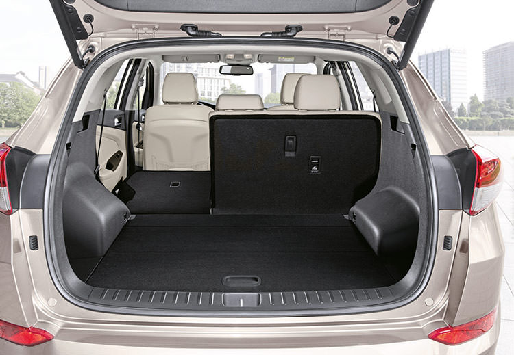 Hyundai Santa Fe – Tucson