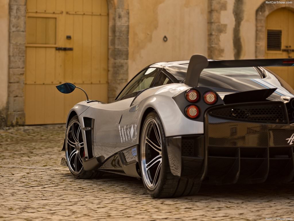 2016 Pagani Huayra BC