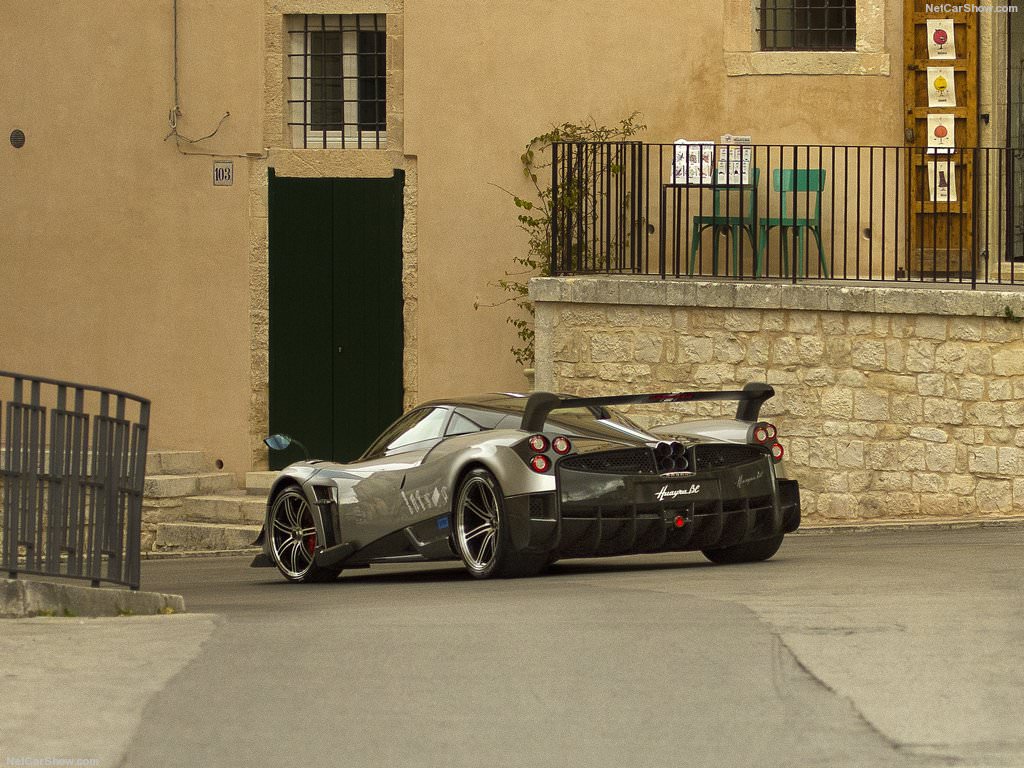2016 Pagani Huayra BC
