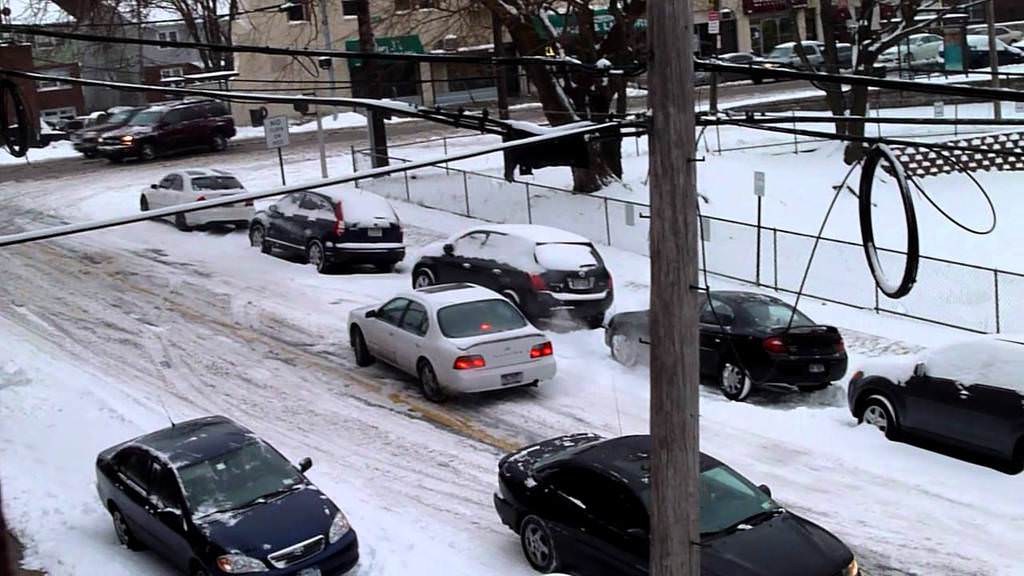 Kışın Otomobil Kullanma Teknikleri