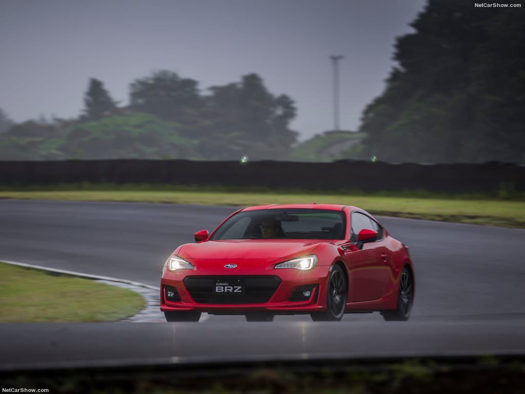 Yenilenen Subaru BRZ Türkiye’de