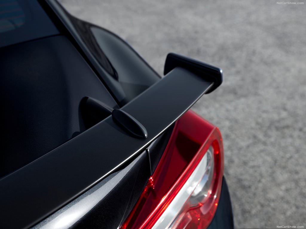 Yenilenen Subaru BRZ Türkiye’de