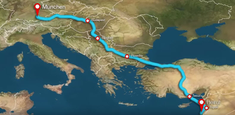 1986 model BMW’sini doğduğu yere götürdü