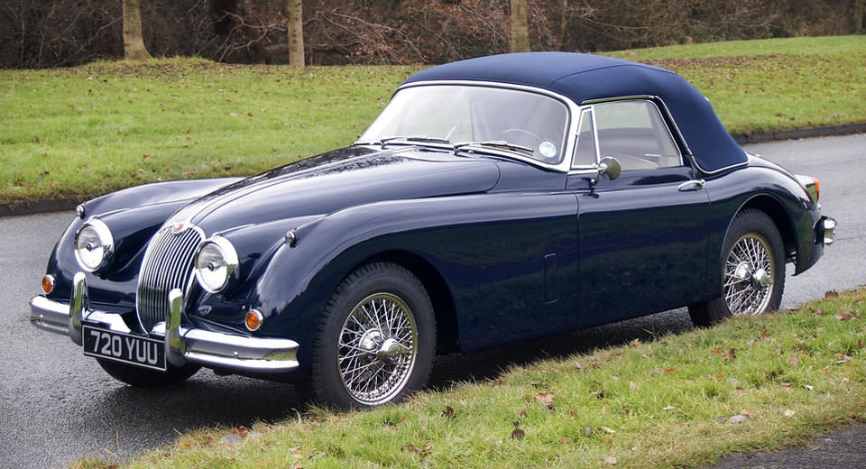 1960 model Jaguar XK150 Drophead Coupe satışta