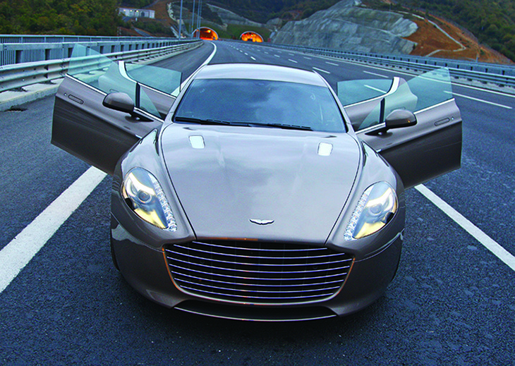 TEST · Aston Martin Rapide S