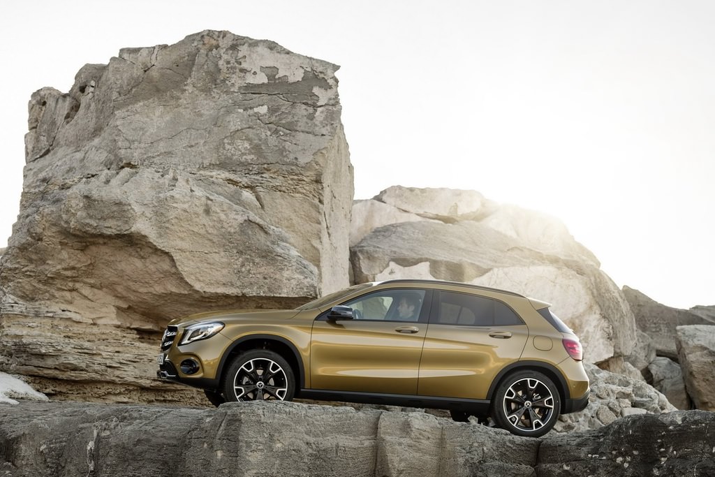 2017 Mercedes-Benz GLA ortaya çıktı