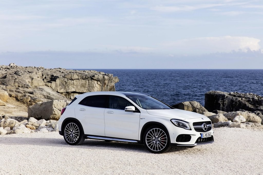 2017 Mercedes-Benz GLA ortaya çıktı