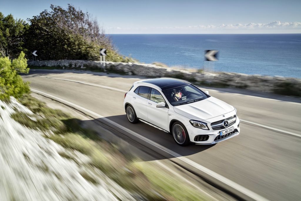 2017 Mercedes-Benz GLA ortaya çıktı