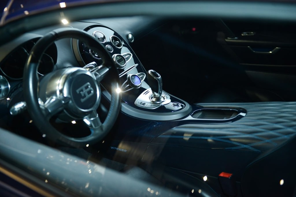 Bugatti otomobil sergisi Los Angeles'ta açıldı