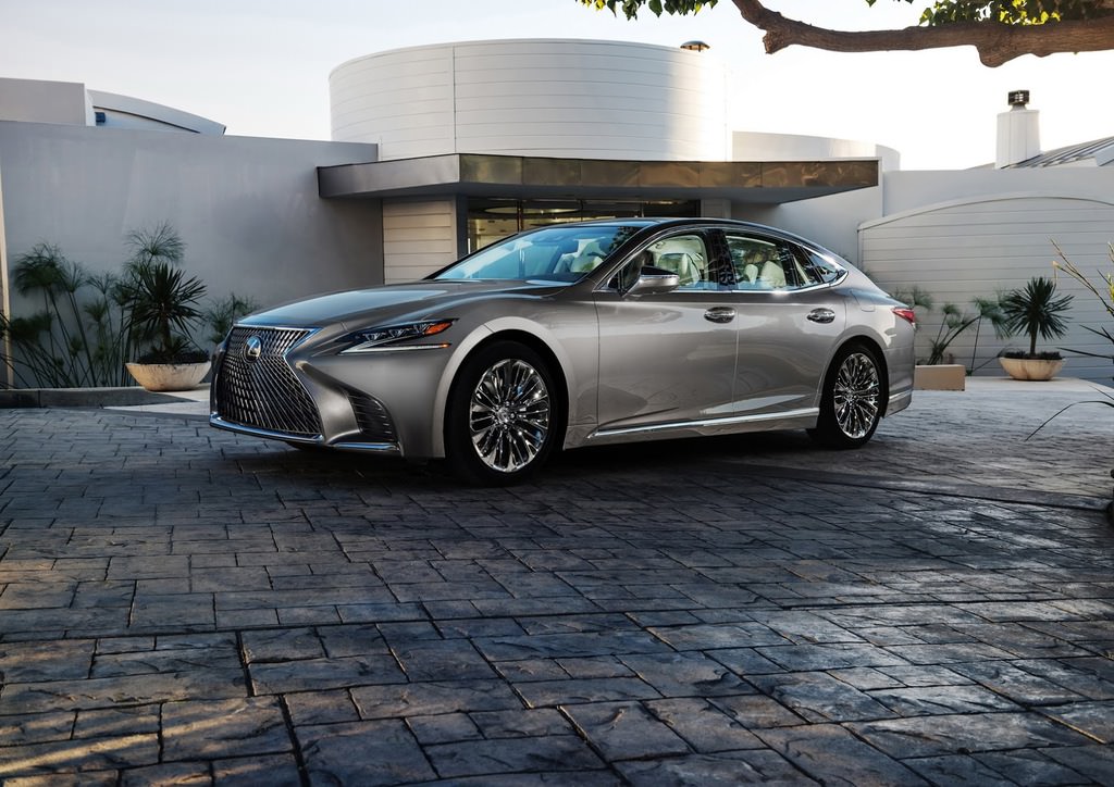 2018 Lexus LS