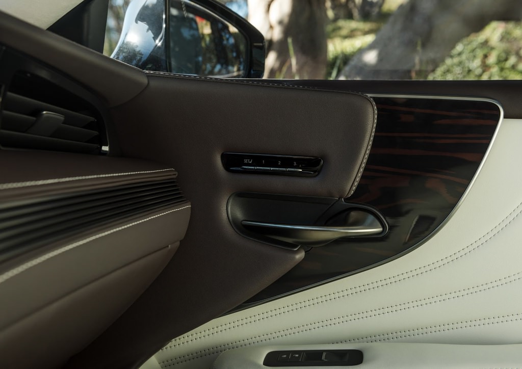 2018 Lexus LS