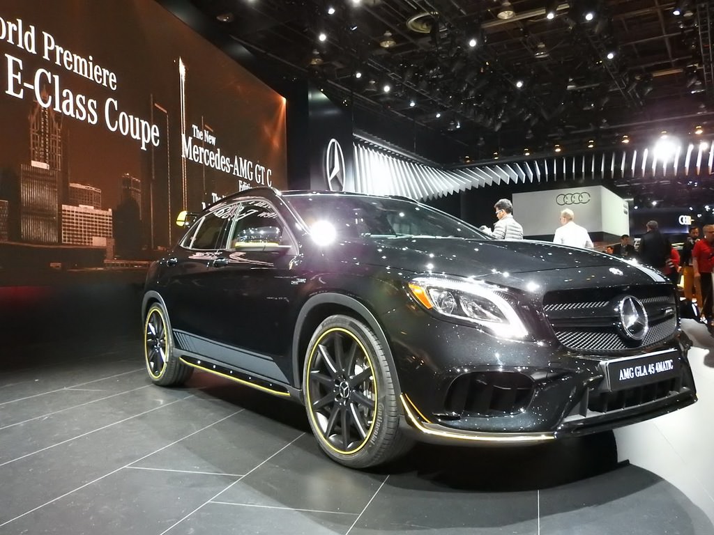 2017 Detroit Otomobil Fuarı’ndan görüntüler