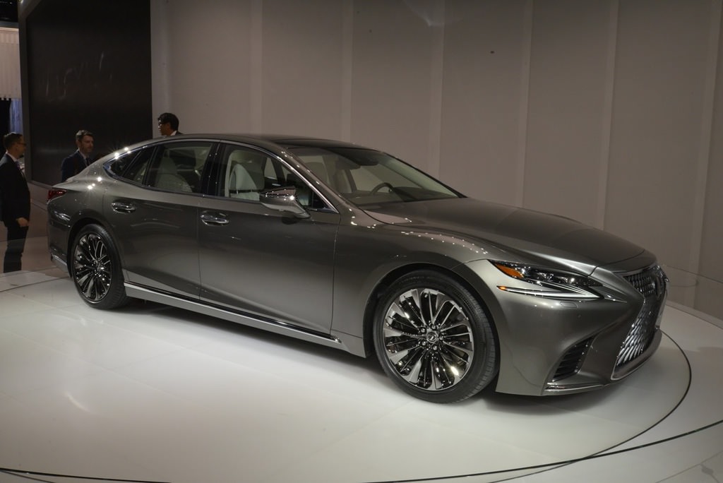 2017 Detroit Otomobil Fuarı’ndan görüntüler