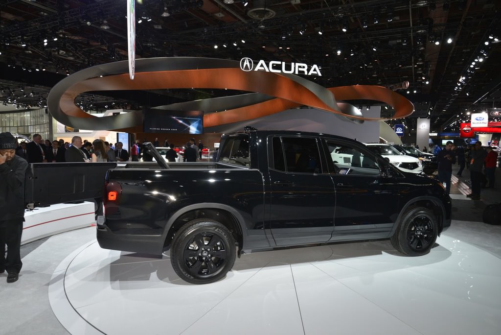 2017 Detroit Otomobil Fuarı’ndan görüntüler