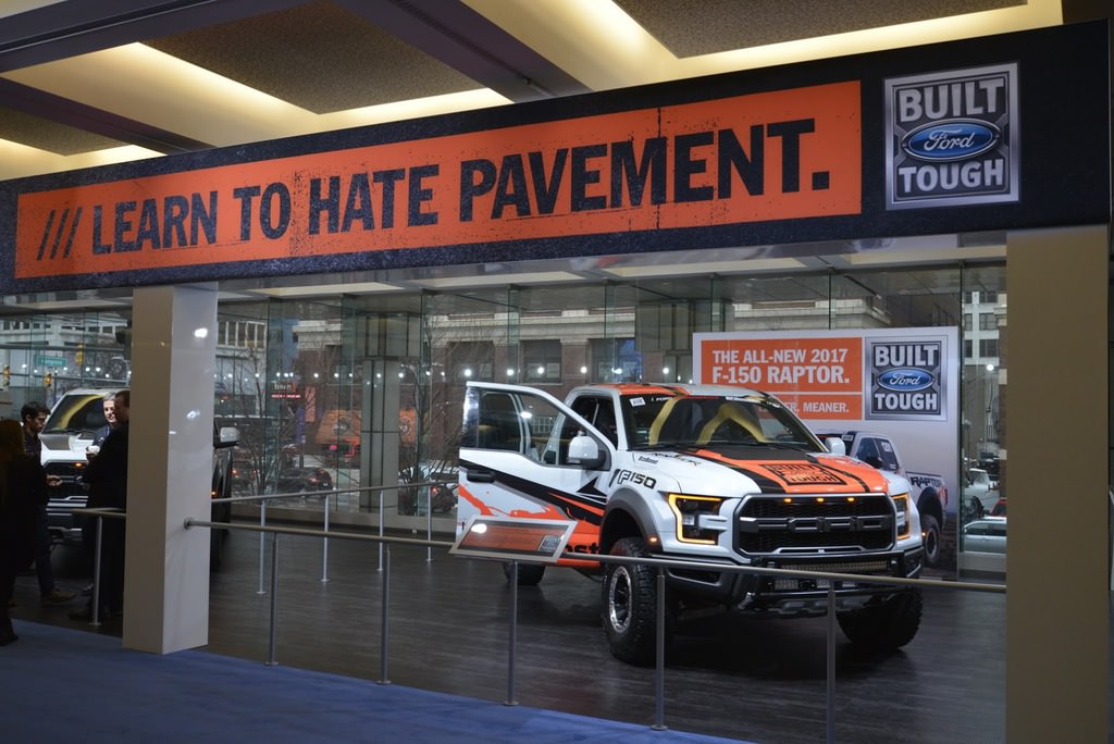 2017 Detroit Otomobil Fuarı’ndan görüntüler