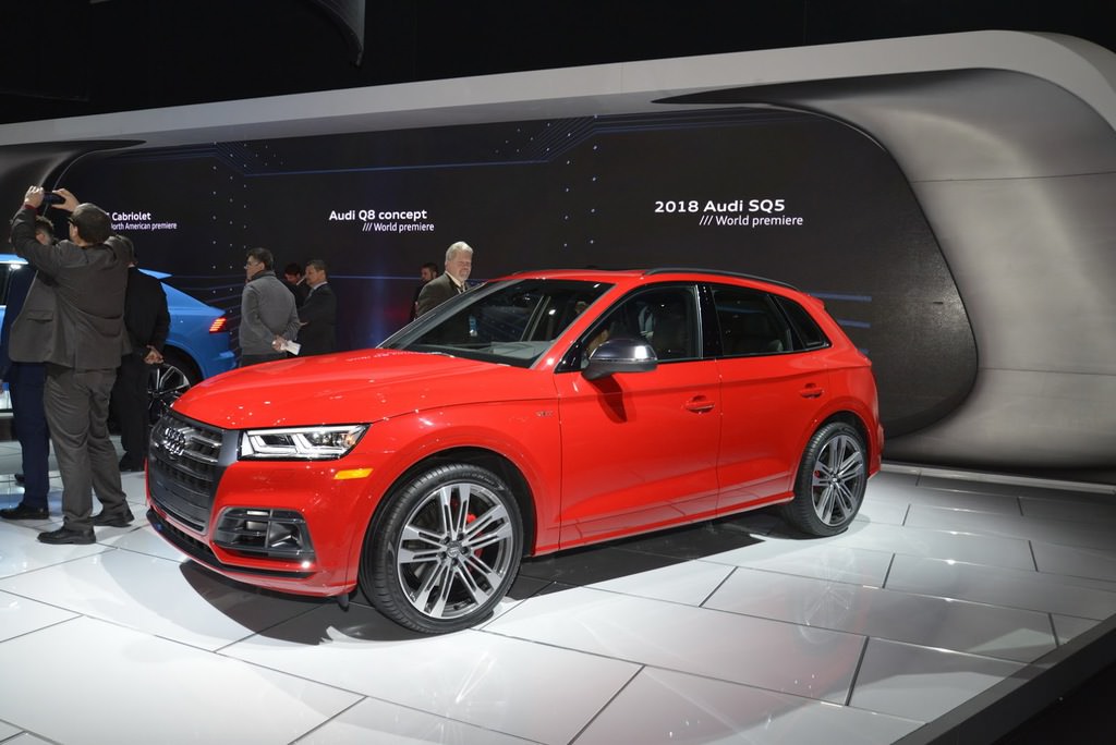 2017 Detroit Otomobil Fuarı’ndan görüntüler