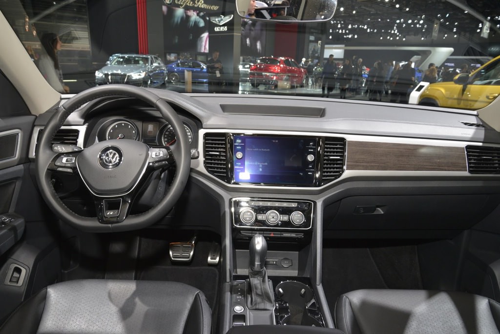 2017 Detroit Otomobil Fuarı’ndan görüntüler