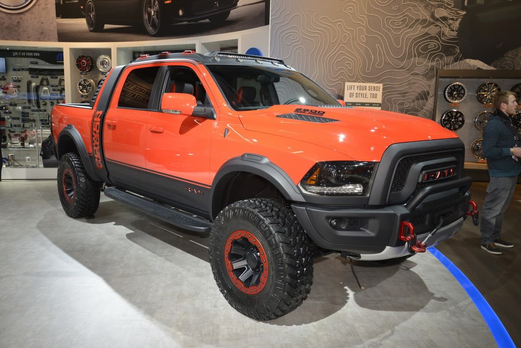 2017 Detroit Otomobil Fuarı’ndan görüntüler