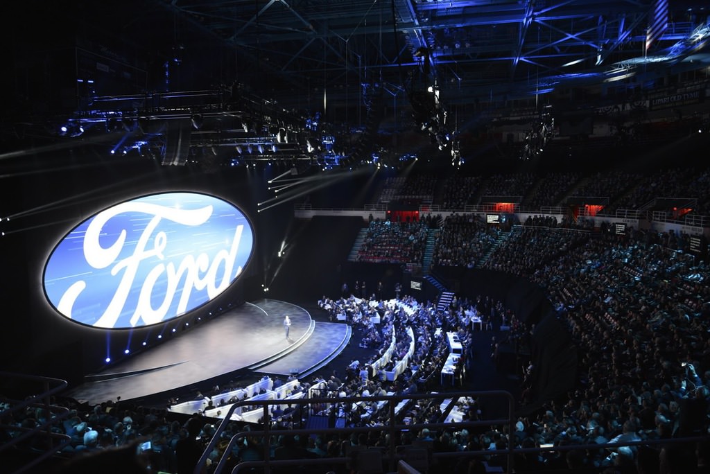 2017 Detroit Otomobil Fuarı’ndan görüntüler