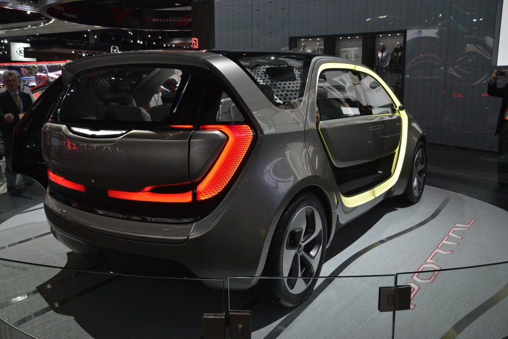 2017 Detroit Otomobil Fuarı’ndan görüntüler