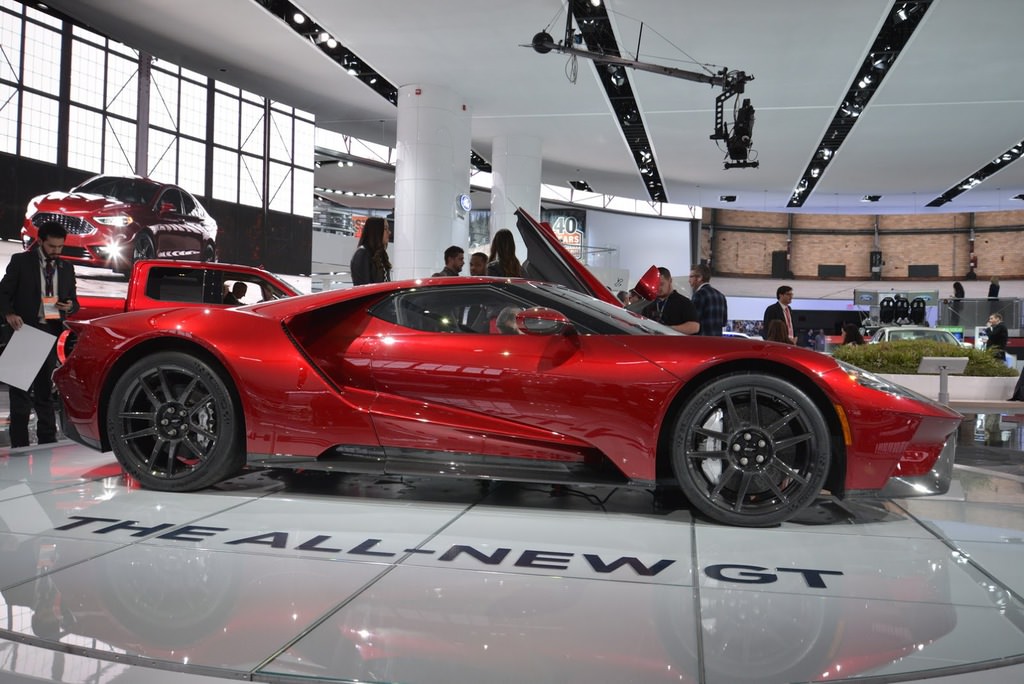 2017 Detroit Otomobil Fuarı’ndan görüntüler