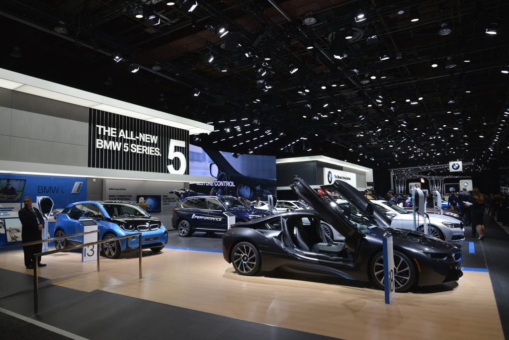 2017 Detroit Otomobil Fuarı’ndan görüntüler