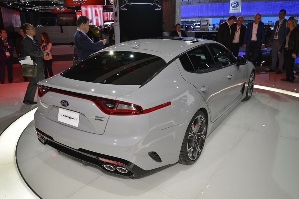 2017 Detroit Otomobil Fuarı’ndan görüntüler