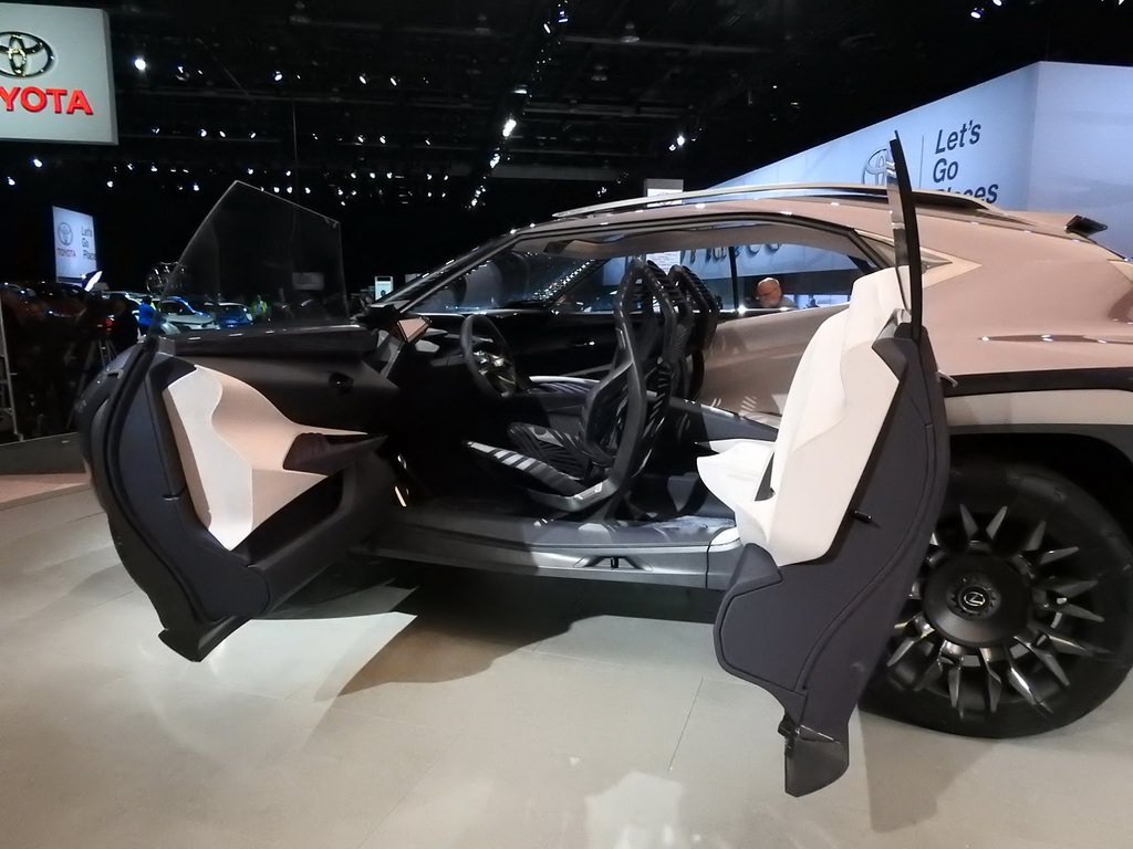 2017 Detroit Otomobil Fuarı’ndan görüntüler