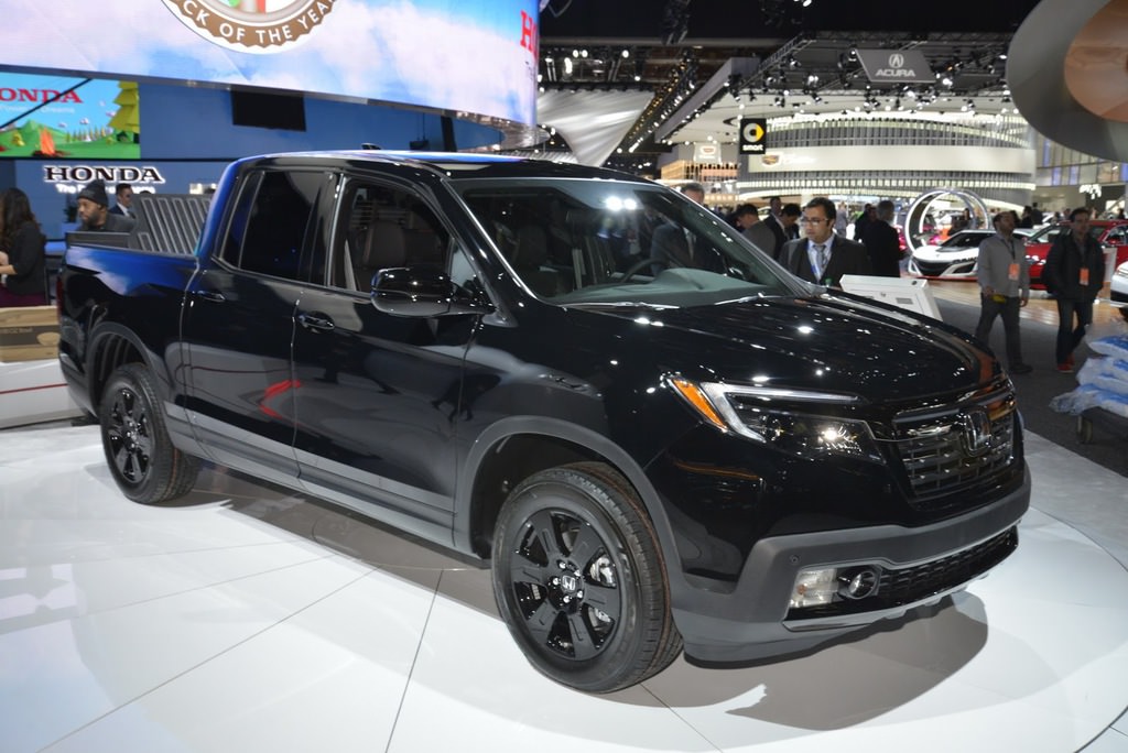 2017 Detroit Otomobil Fuarı’ndan görüntüler