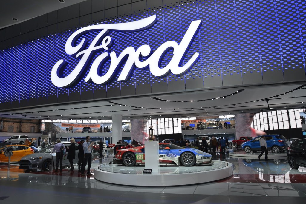 2017 Detroit Otomobil Fuarı’ndan görüntüler