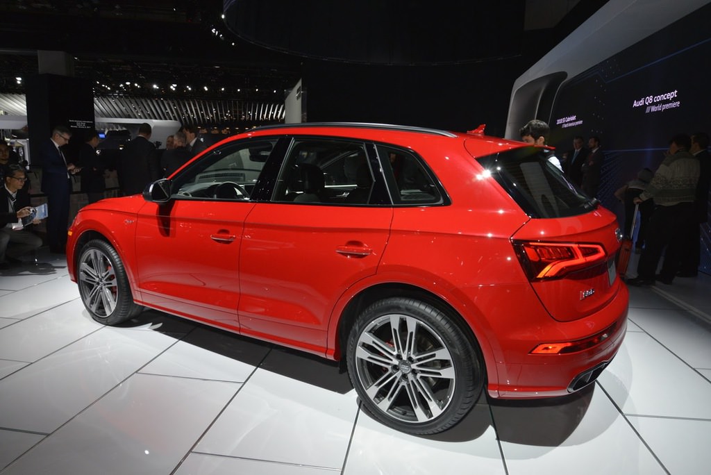 2017 Detroit Otomobil Fuarı’ndan görüntüler