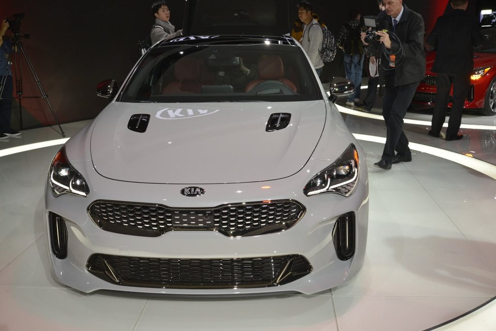 2017 Detroit Otomobil Fuarı’ndan görüntüler