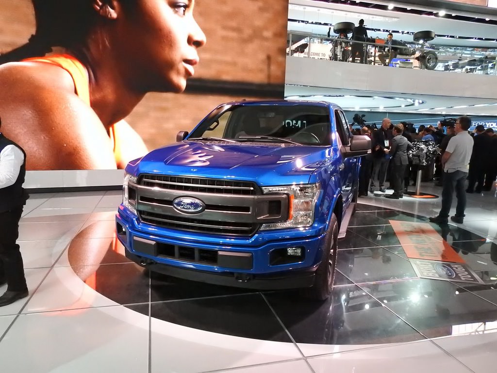 2017 Detroit Otomobil Fuarı’ndan görüntüler