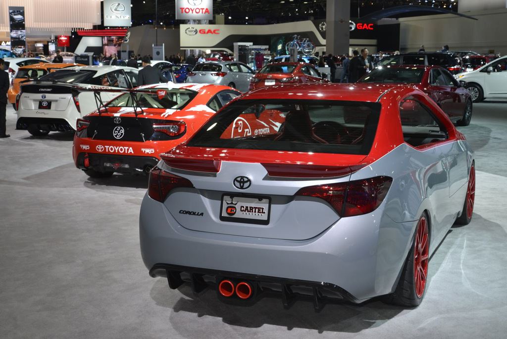 2017 Detroit Otomobil Fuarı’ndan görüntüler