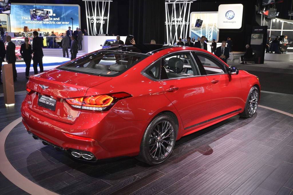 2017 Detroit Otomobil Fuarı’ndan görüntüler