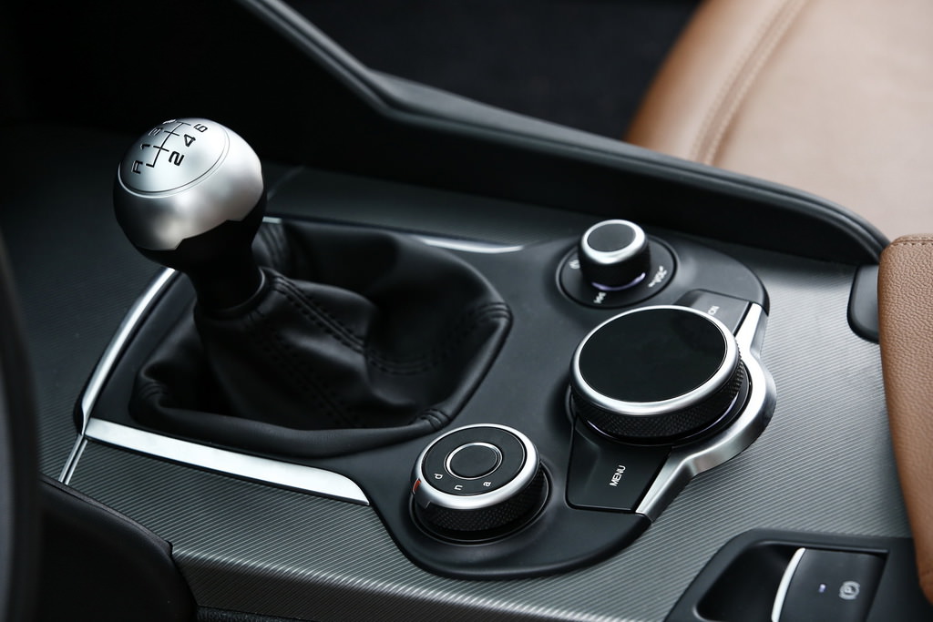 2016 Alfa Romeo Giulia