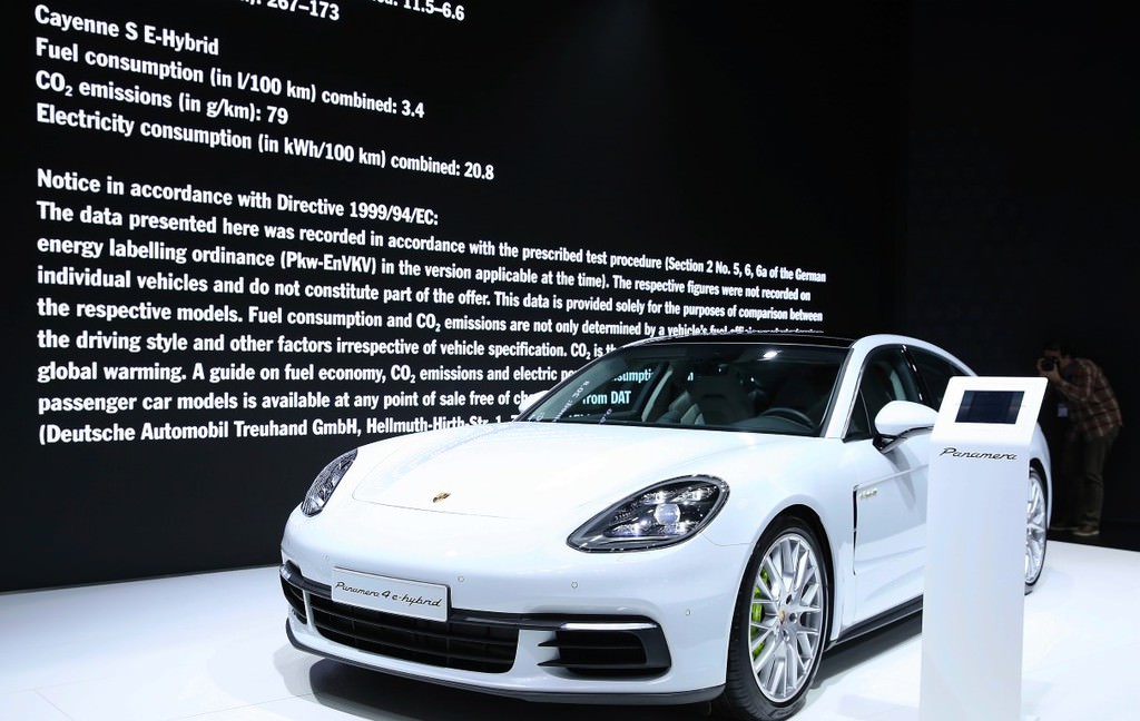 Brüksel Otomobil Fuarı kapılarını açtı