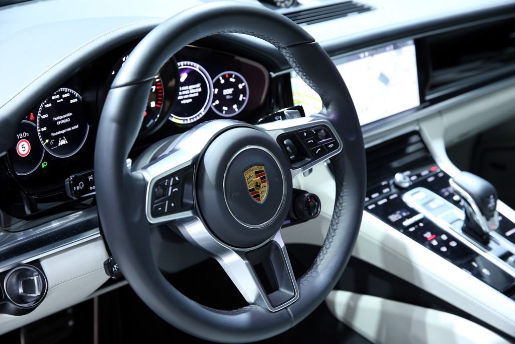 Brüksel Otomobil Fuarı kapılarını açtı