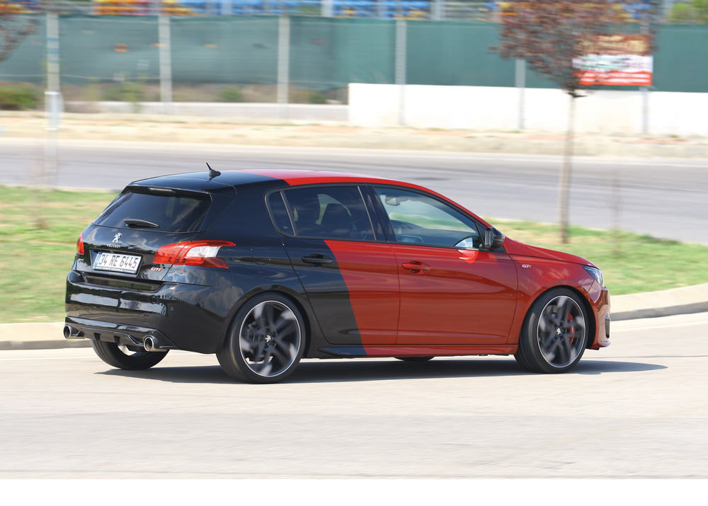TEST · Peugeot 308 GTi