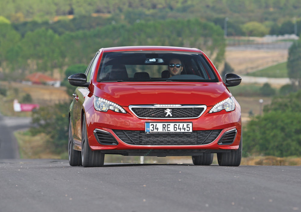 TEST · Peugeot 308 GTi