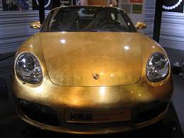 Suudi milyarderin altın kaplamalı otomobilleri