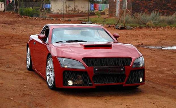 Afrikalı mühendis hayalindeki otomobili evinin garajında yaptı