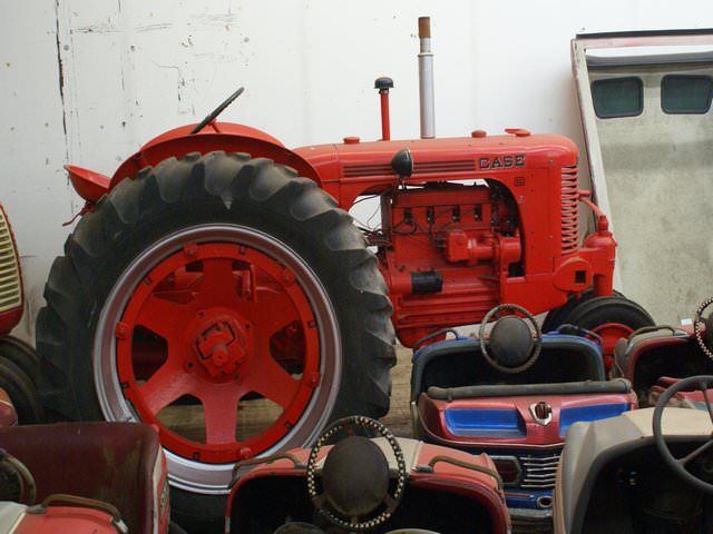 700 araçlık dev koleksiyon çürümeye bırakıldı