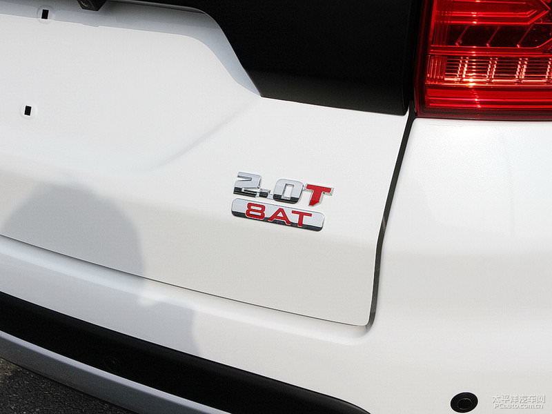 Üç kat daha ucuz Çinli Evoque peynir ekmek gibi satıyor