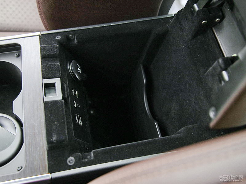 Üç kat daha ucuz Çinli Evoque peynir ekmek gibi satıyor